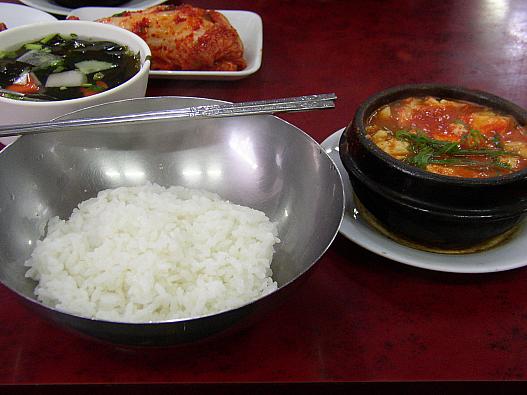 スンドゥブチゲ