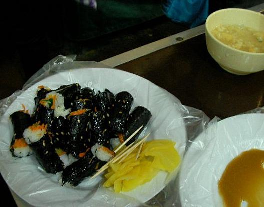 わさび醤油につけて食べるとかなりイケます。