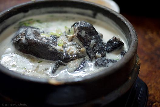 烏骨鶏の蔘鷄湯