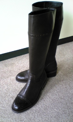 今回は店内にあった日本のファッション雑誌を参考にお願い致しました。
