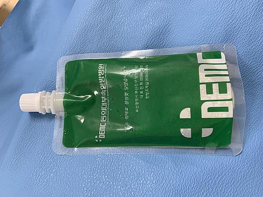 足浴中のドリンク
