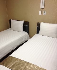 広くはないですが、寝るだけなら全然ＯＫです。