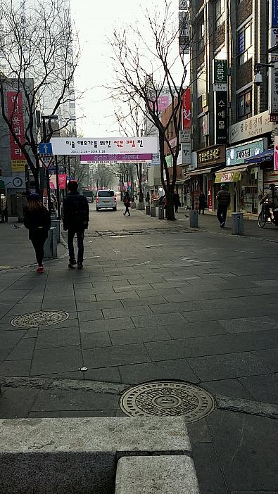 早朝の仁寺洞