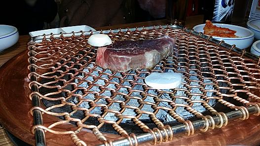 明洞の焼き肉店
名前忘れちゃったけど9番出口付近です