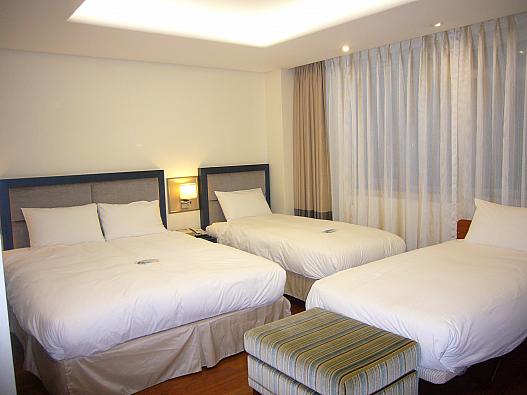 デラックスツインの部屋にＥＸベッドが入っていました。