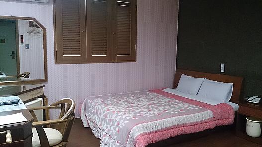 今回のお部屋は乙女チック?