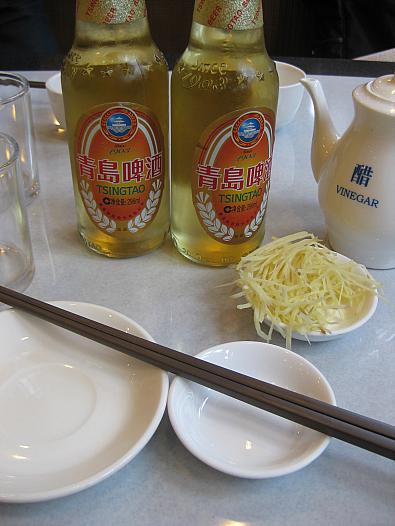 青島ビールのいいの版\18です。生姜はおかわり自由でした。