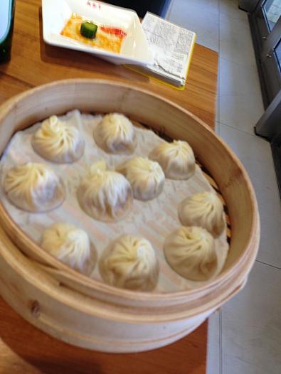 蟹味噌小籠包