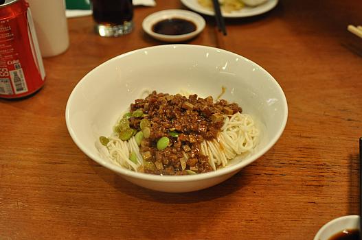 ジャージャー麺