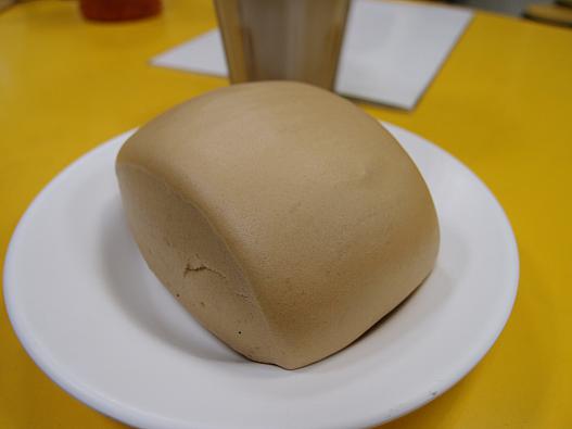 黒糖入り　饅頭