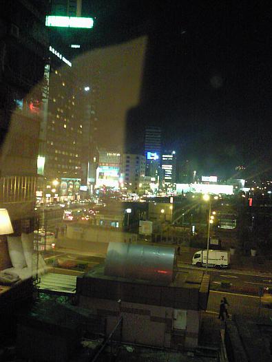 部屋から見た台北駅周辺です。