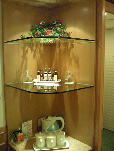 この写真はトリプルルームの中の写真です。