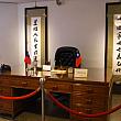 蒋介石の執務机を再現したものが廊下に置かれていました。