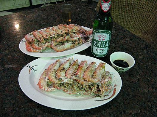 プリップリに身が詰まったエビは本当に美味しいです