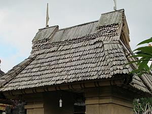 竹の屋根
