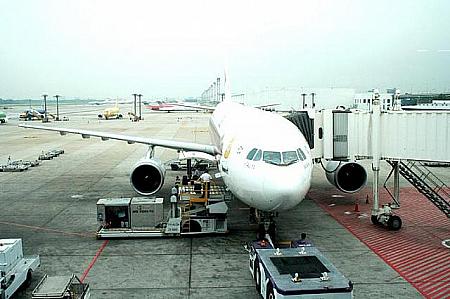 【豆知識】タイ航空、1ではじまる4桁の国内便（例：ナビ吉のTG1205便）はドンムアン発です。