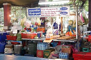 タイ東北のイサーン料理が多く人気があります