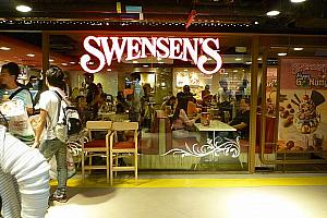 アイスクリームといったらスウェンセン。季節ごとの特別メニューもあり。