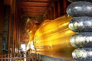 ■ワットポー
<br>巨大な涅槃仏で有名なワットポー。

タイ語【พาไปส่งที่วัดพระเชตุพนวิมลมังคลาราม (วัดโพธิ์) สถานที่จัดงานสงกรานต์ 】
