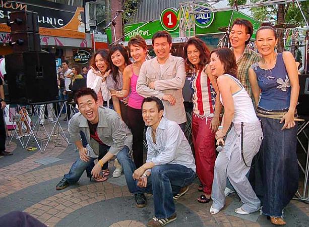 タイでは、グラミー・RSなどが音楽会社としては有名ですが、この度新たにMusic Clayという会社が設立され、イベントが行われました。