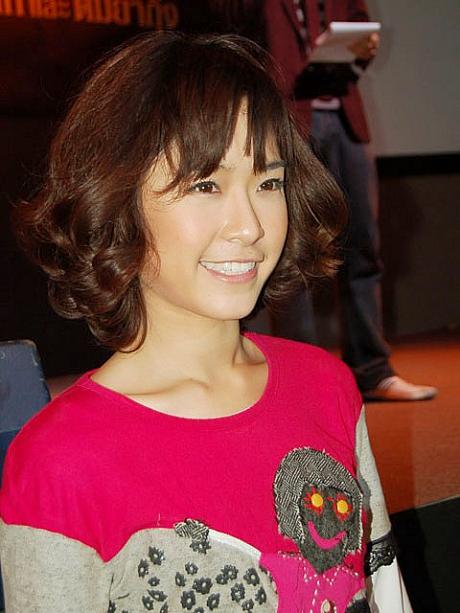 タイ初のスタントマンなし女性アクション映画「チョコレート」のヒロイン・ジージャー。どんな技を見せてくれるのか、華奢な体からは想像もつきませんが…。