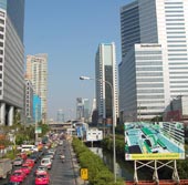 オープンは今年7月以降？高速バスシステム（BRT） -チョンノンシー駅