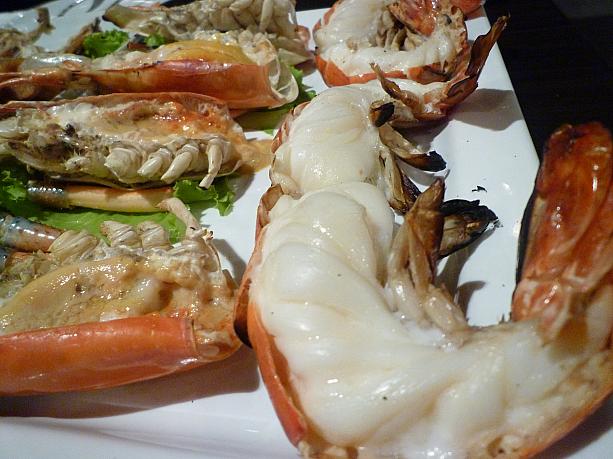 プリップリの海老を贅沢に丸ごと頂けちゃうのはタイならではの喜びです！！