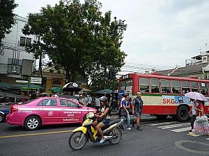 バンコクでは交通関連が安くて嬉しい。タクシーは初乗り105円