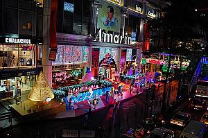 デパート前へ行けばバンコクのクリスマスを味わえるはずです！
