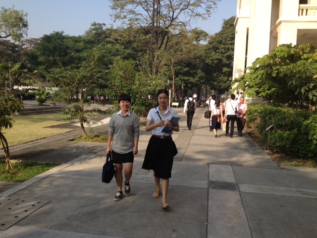 朝のチュラロンコーン大学 バンコクナビ