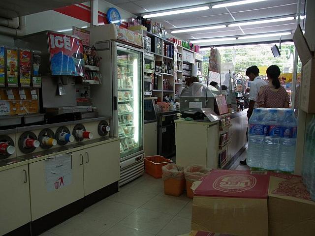 タイのコンビニは バンコクナビ