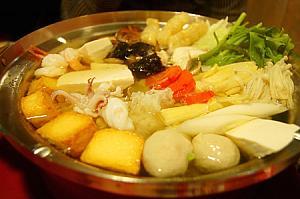 「タイスキ」日本でもお馴染み、タイの鍋料理。野菜をいっぱい食べられますよ！