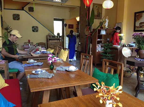 明るくてお洒落な雰囲気のお店です。タイ旅行中、あっさり味のベトナム料理を食べたくなったら、ぜひ！
