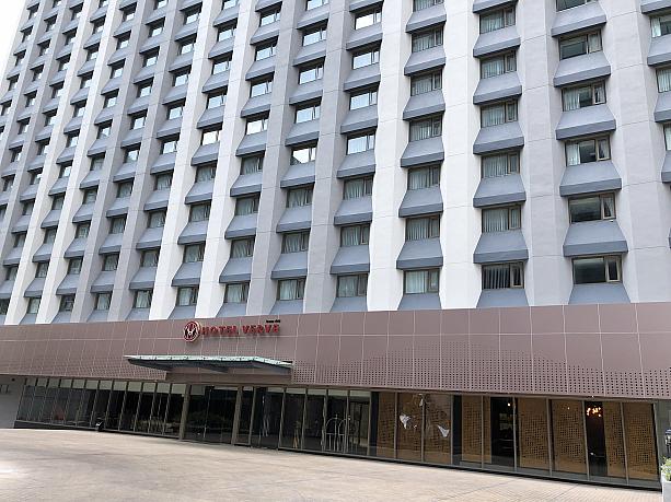 トンロー駅の近くに、リニューアルしたホテル「Hotel Verve」を発見。