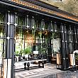このロビー、本当に美しくて大好きです。