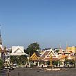 タイを感じられるタイのお寺、旅行でぜひ訪れてみてくださいね。そして今年もナビをどうぞよろしくお願いいたします！