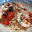 王道っぽいかなと考えて麺がスパゲッティーニのシーフード・アーリオオーリオ（280B）です。シーフードの旨味が美味しい！