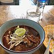 バンコクでは、北タイ料理のカオソーイ（カレーヌードル）が少し前から流行っていますが、次にクル？とナビが勝手に思っているのが、こちら。