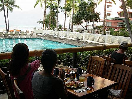 ハワイで朝食！ 朝食 レストラン ペイストリーブレックファスト