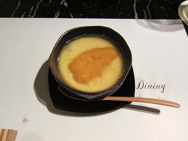 雲丹の茶碗蒸し。食べ終わるのがもったいない美味しさ♪