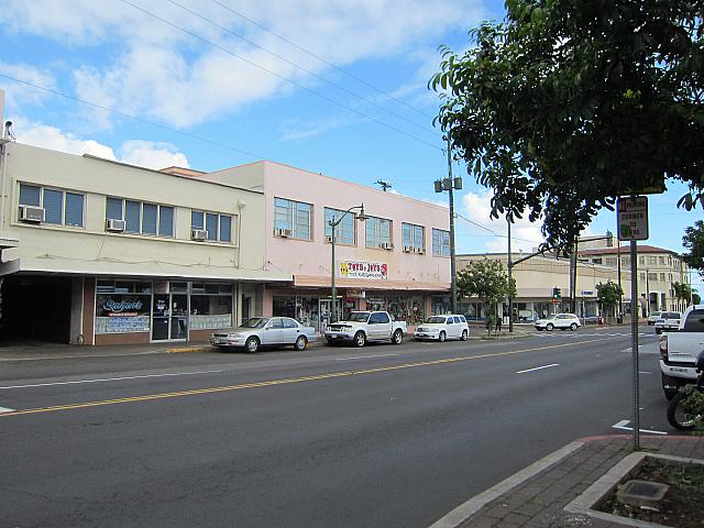 オタクの集う街 ハワイナビ