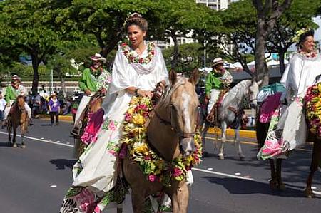 アロハフェスティバル「フローラルパレード2012」をレポート！ハワイ、アロハフェスティバル、フラ、ハワイアンミュージック、ワイキキ