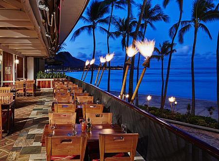 ハワイの海が見えるカフェ・レストラン特集