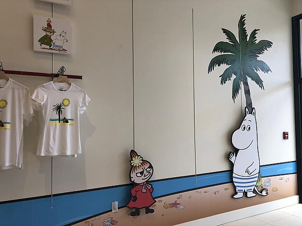 店内にはインスタスポットも！お店のスタッフの方は、「どうぞどうぞ、写真を撮ってくださいね」とアロハな笑顔。