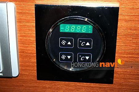 エアコンの温度、風速調節は各部屋で行うことができます。