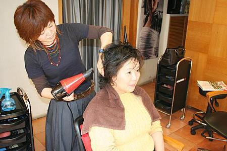 【移転】　CARICY Hair & Esthetic Galeries ヘアサロン デジタルパーマ日本人美容師