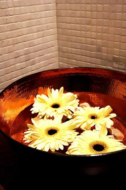 【閉店】太極足療（現地払い） 足ツボ 漢方薬エステ アロマセラピー リンパ排毒 全身マッサージ リンパマッサージ 漢方薬マッサージ スパ アロマセラピーマッサージ フェイシャル 予約予約