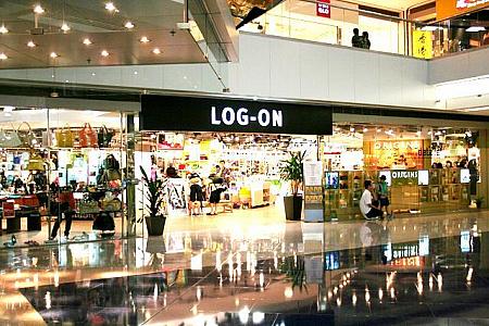 人気のコスメブランド『L’Occitane』や、雑貨店『Log-On』もあります。
