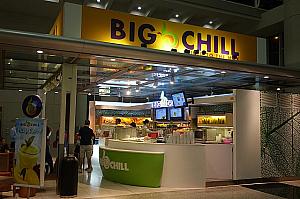【BigChill】<BR>フレッシュジューススタンド。この先の出口には喫煙コーナーがあります。