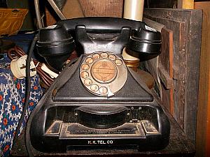 ４０年代の電話機　HK＄８０００
